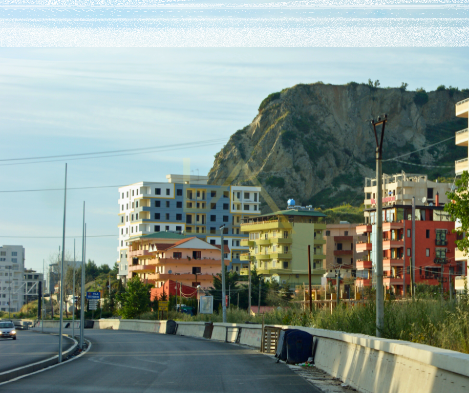 APPARTAMENTO IN VENDITA – ROCCIA DI KAVAJË