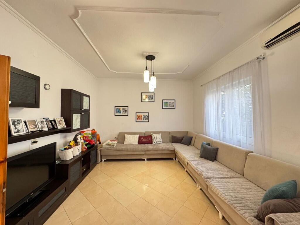 Villa di 3 piani in affitto alle ville tedesche