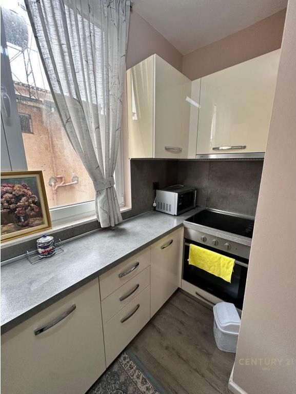 AFFITTASI APPARTAMENTO 2+1 VICINO A VASIL SHANTO !