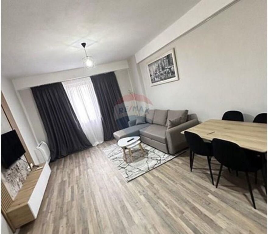 1+1 ME QIRA TE URBAN GATE, ASTIR