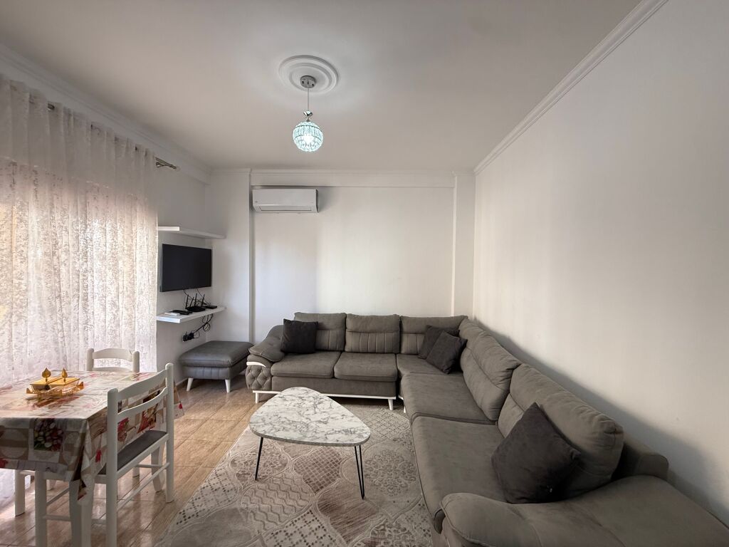 Apartment 1+1 for rent at the beach near Florida