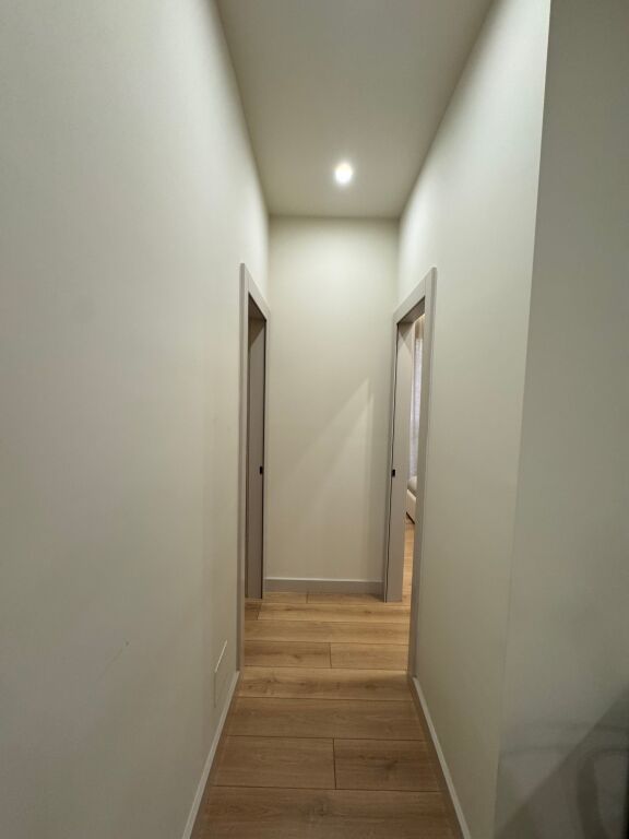 Jepet apartament me qira