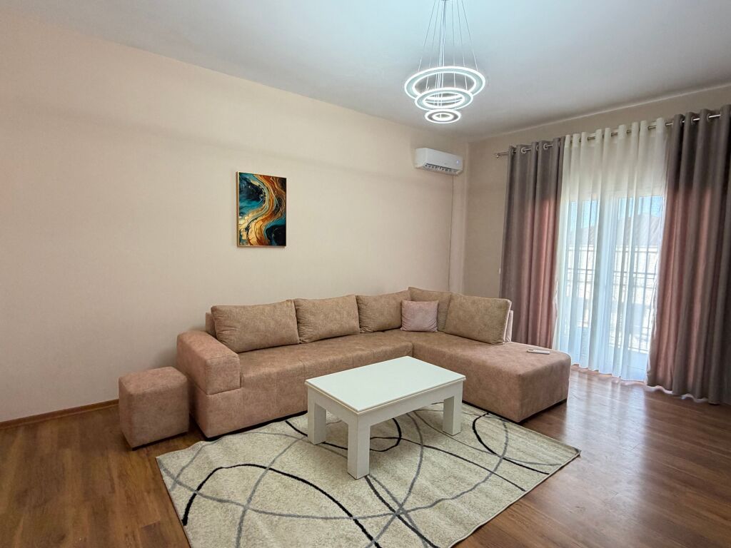 Kat vile private per qera