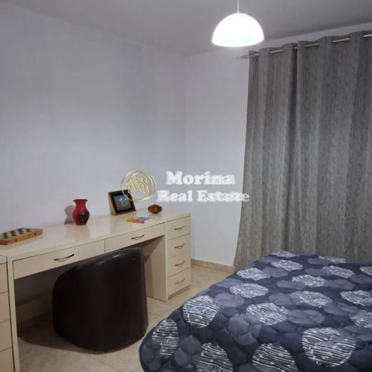 Affitto | Casa privata 3 + 1 | Kinostudio | 500 €/mese