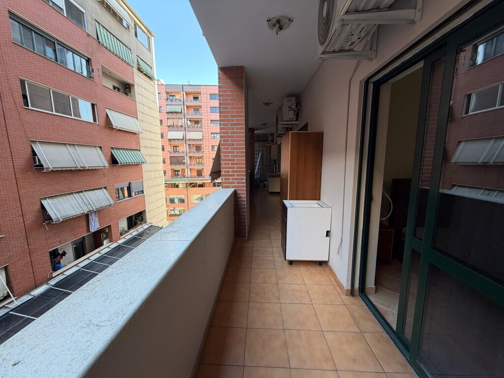 APARTMENT 2+1, BARRICADES STREET