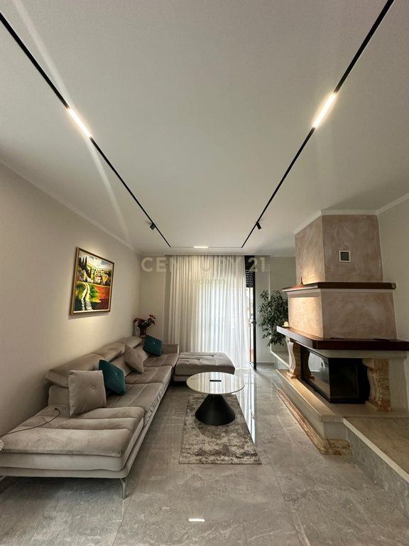 FOR RENT SECOND FLOOR OF A VILLA, PLEPA DURRËS!! 850 € /Month