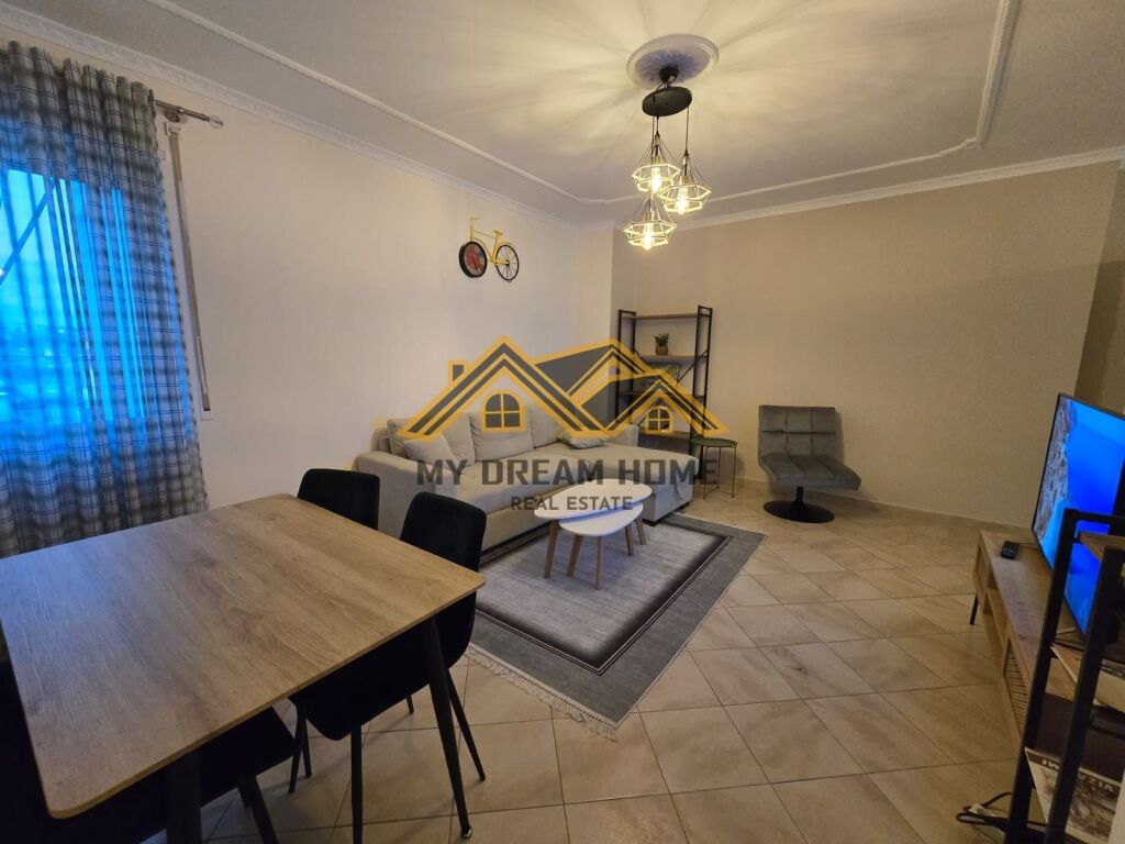 SHITET APARTAMENT 3+1 ILIRIA, PLAZH!