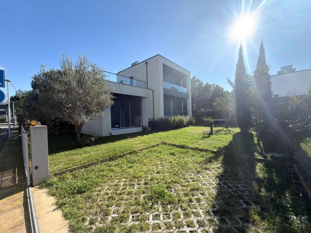 VALA MAR RESIDENCE, SHESIM VILE INDIVIDUALE   1,200,000 €