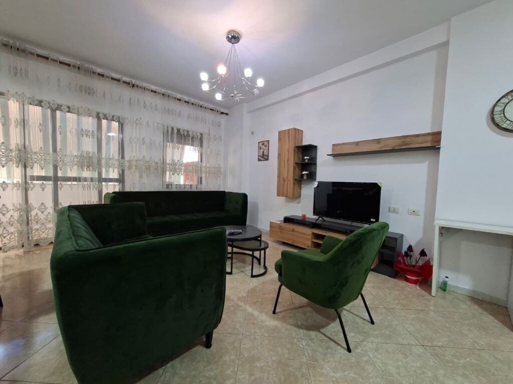 Me Qira : Apartament 2+1+2 &amp; 1 BLLK (📍Komuna e Parisit ) ✨️ E mobiluar / Hera e parë me qera 🔥🔥 69.000 Lek 💶💶