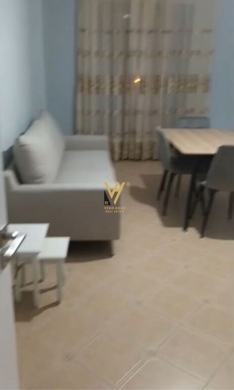 JEPET APARTAMENT 2+1+BLK ME QERA TE 5 MAJI 50.000 LEKE