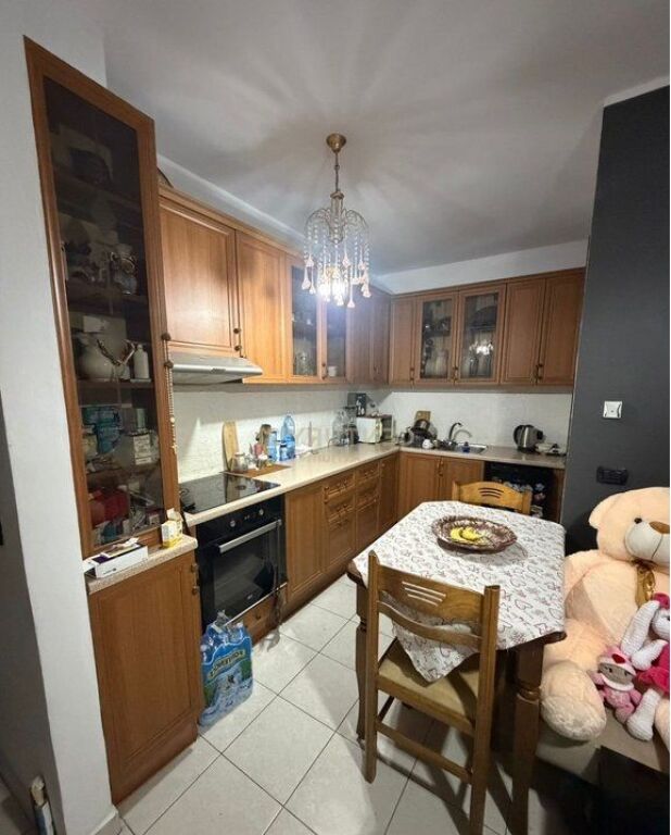 Jepet me qera 1+1 te ish fusha e aviacionit