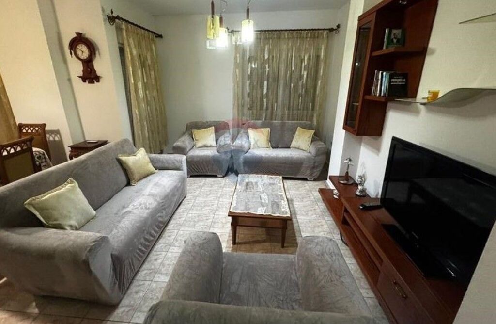 Apartment 2+1 for rent above Kristal Center