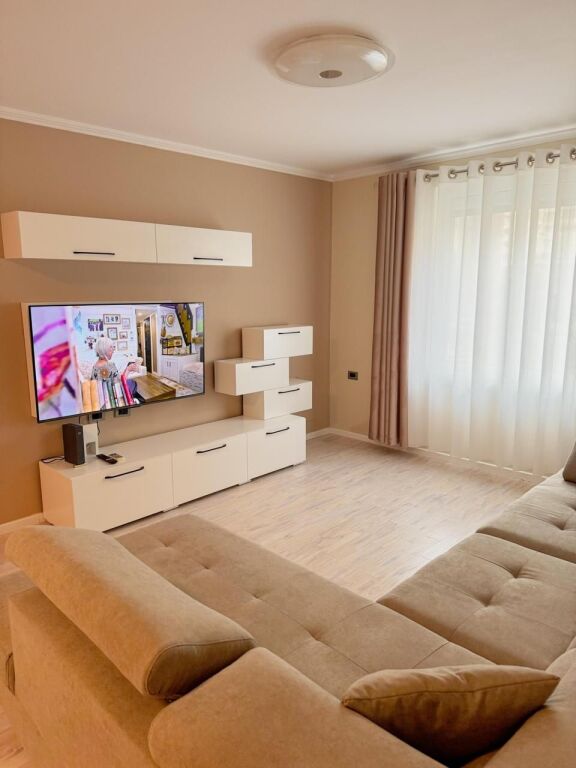 🏠 Jepet me qera apartament ekskluziv  2+1 në 💟 të Tiranës