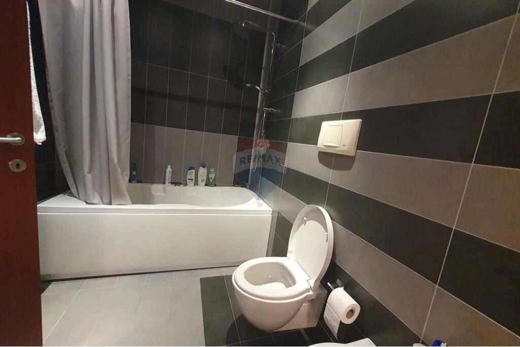 GIVEN SUPER APARTMENT AT GOLD COMPLEX 3+1+3