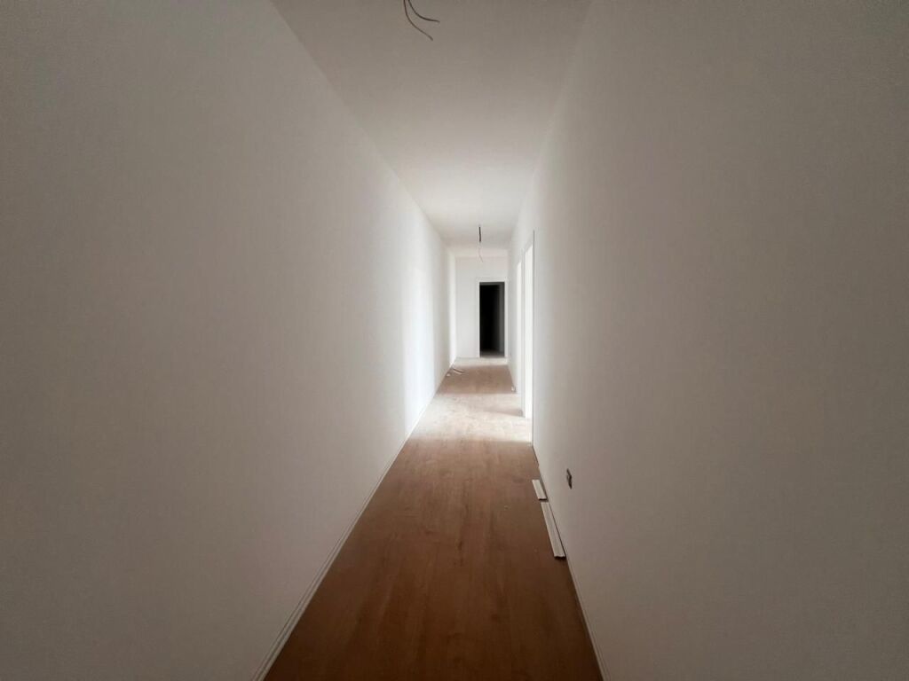 Locale in affitto per clinica, Golden Gate