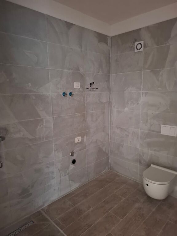 SHITET APARTAMENT 2+1 FUSHA E AVIACIONIT 176.000 EURO