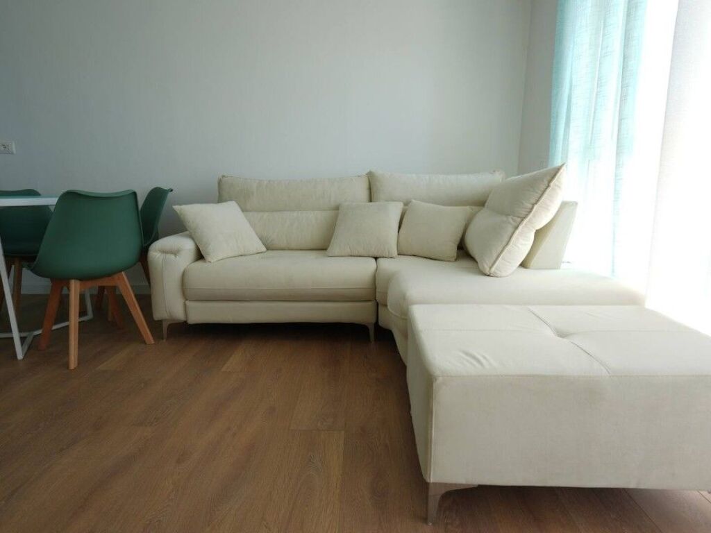 AFFITTASI SUPER APPARTAMENTO 1+1 CON VISTA MARE SULLA SPIAGGIA DI DURRES