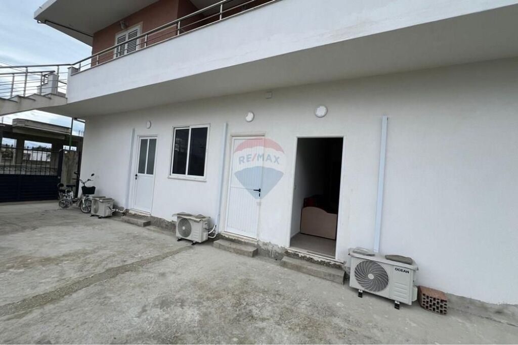 🏡 Shtëpi Private 1+1 me Qera