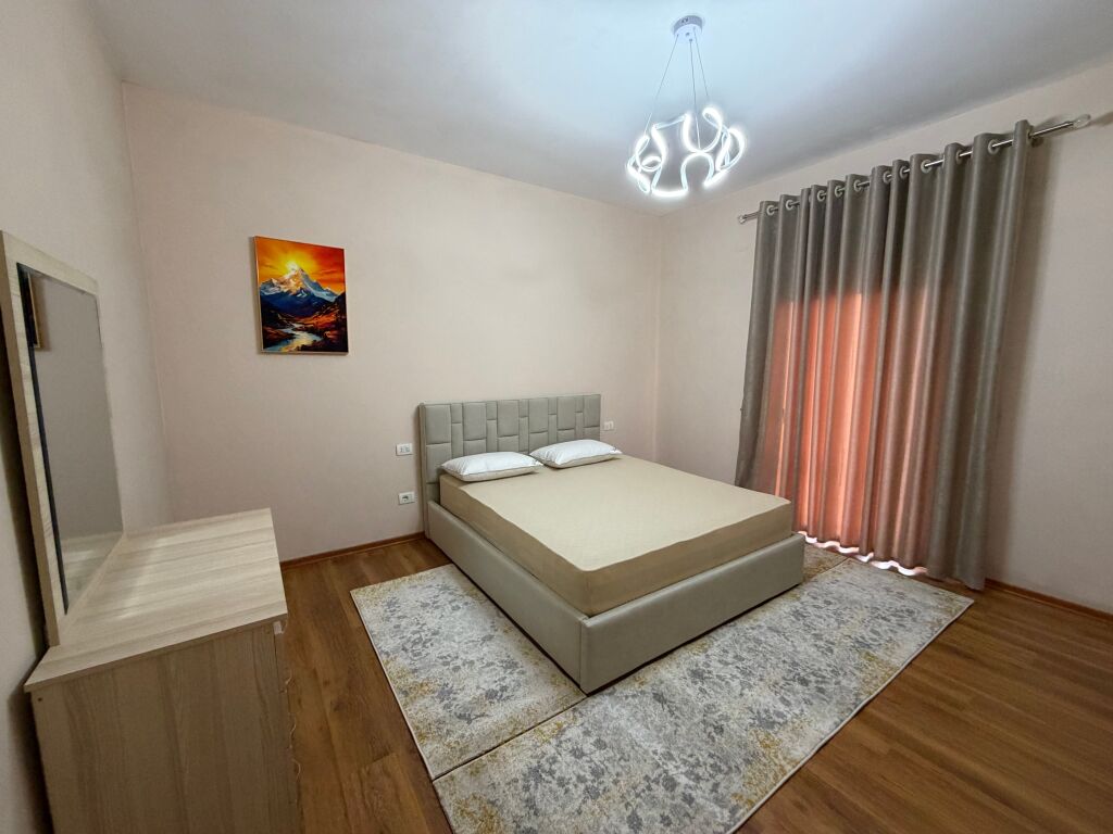 Kat vile private per qera