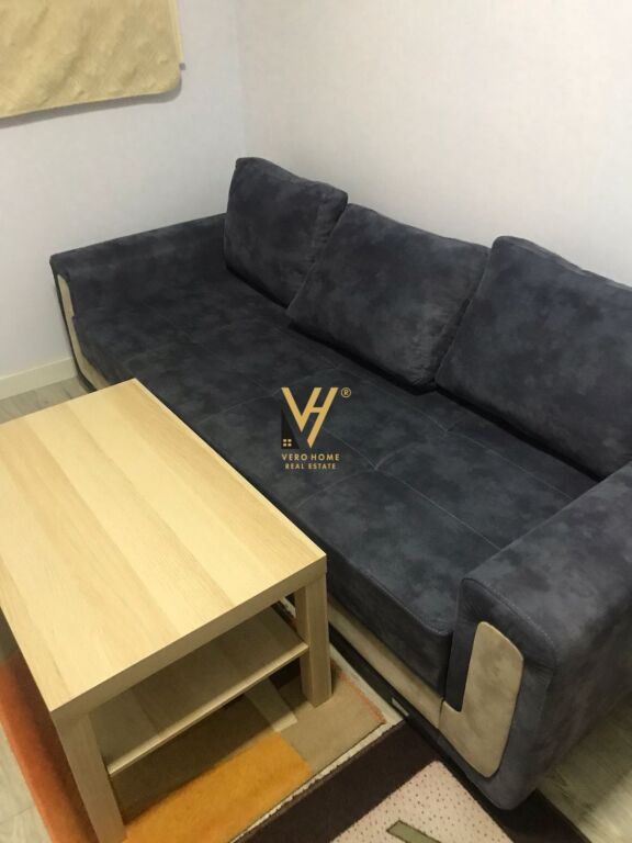 JEPET GARSONIERE ME QERA PRANE KOMPLEKSIT TURDIU, ISH FUSHA E AVIACIONIT 25.000 LEKE