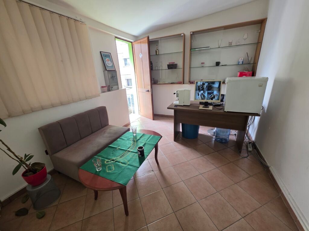 Zyre me qera tek Ish Parku ,Rruga Ndre Mjeda