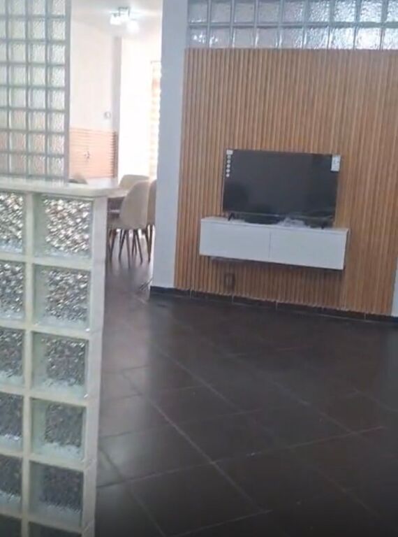 Jepet Me Qera Apartament 1+1+1 Ballkon