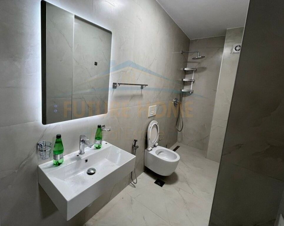 Qira Vilë 3-kateshe, Aba Residence, Sauk