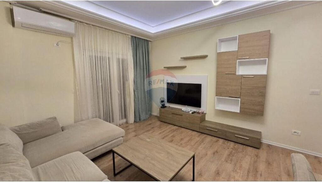 Apartament 1+1 per qira tek Liqeni i Thate