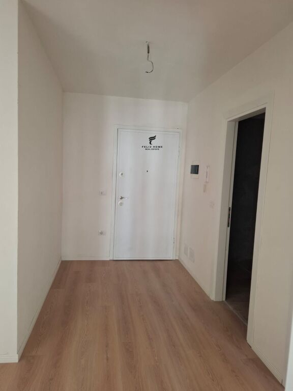 SHITET APARTAMENT 2+1 FUSHA E AVIACIONIT 176.000 EURO