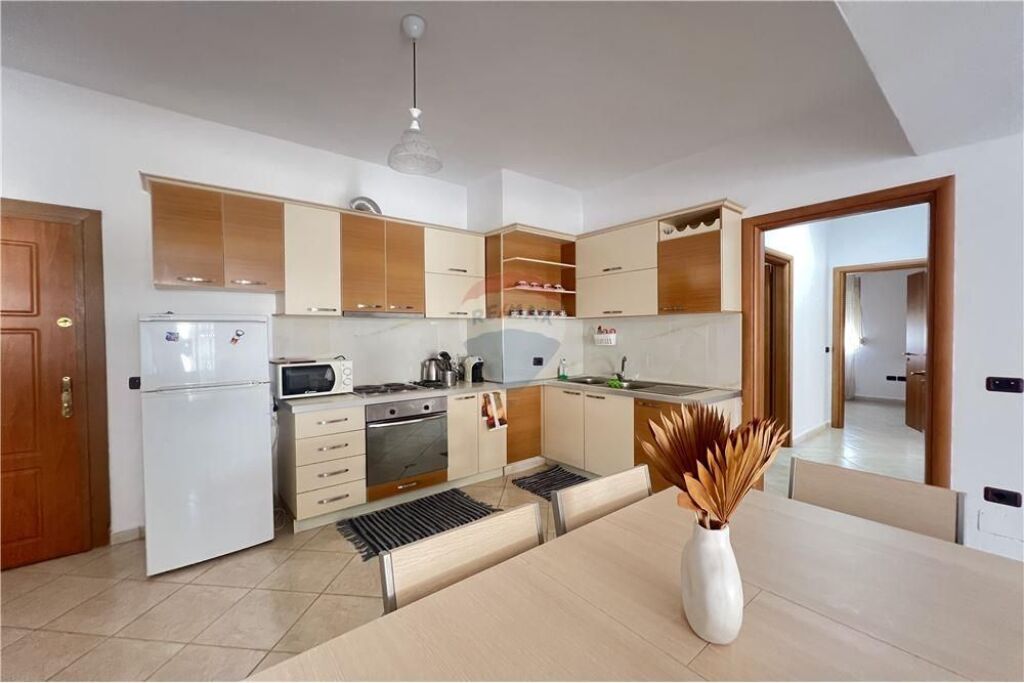 Appartamento Moderno 2+1 in Affitto – Lungomare, Valona