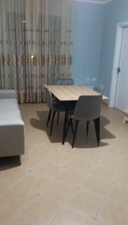 🏢Ne zonen e 5 Majit,pas Concord Center jepet me qera apartament  2+1i mobiluar. 50,000 Leke