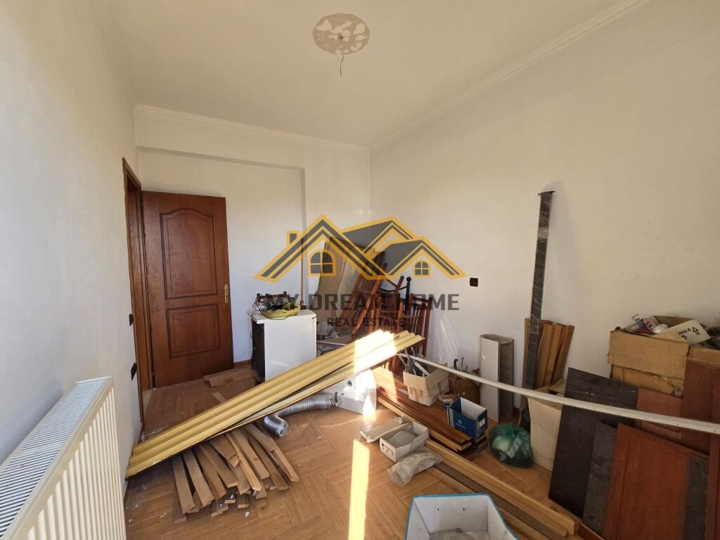 SHITET PALLAT 5 KATESH NE DURRES!