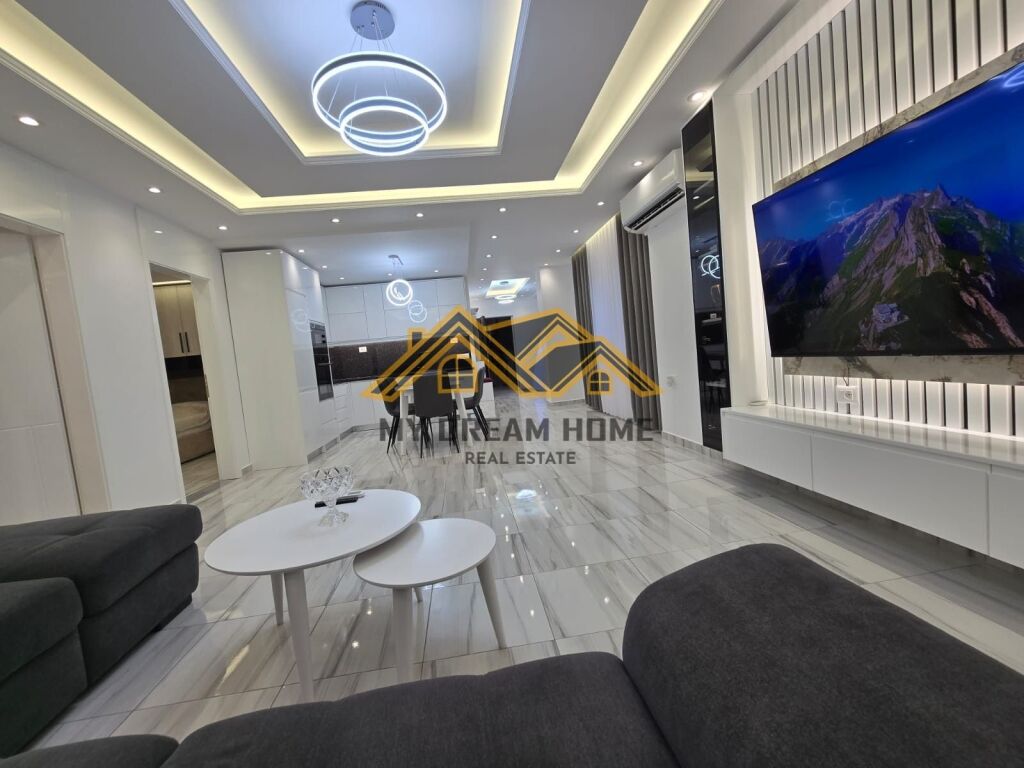 SHITET SUPER APARTAMENT 2+1 TEK SHKEMBI KAVAJES!