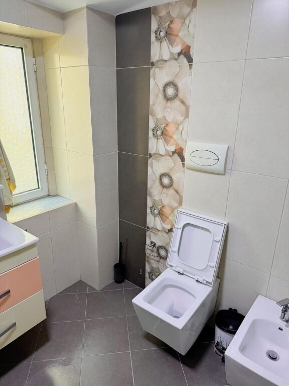 🏠 Jepet me qera apartament ekskluziv  2+1 në 💟 të Tiranës