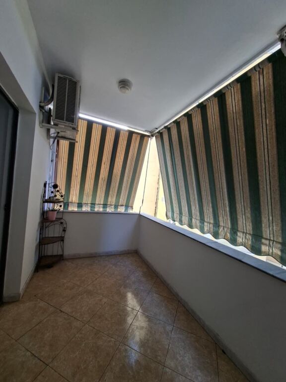 Me Qira : Apartament 2+1+2 &amp; 1 BLLK (📍Komuna e Parisit ) ✨️ E mobiluar / Hera e parë me qera 🔥🔥 69.000 Lek 💶💶