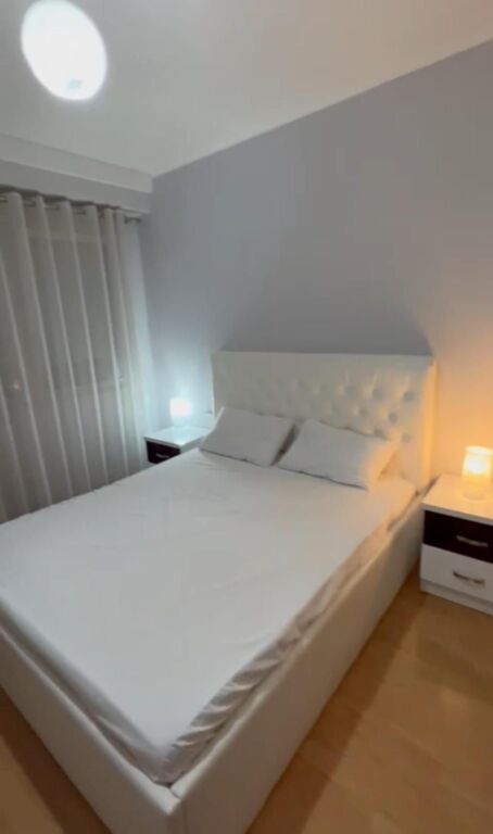 Affittasi appartamento 1+1 in Via Kavajes vicino al Complesso Deliorgj