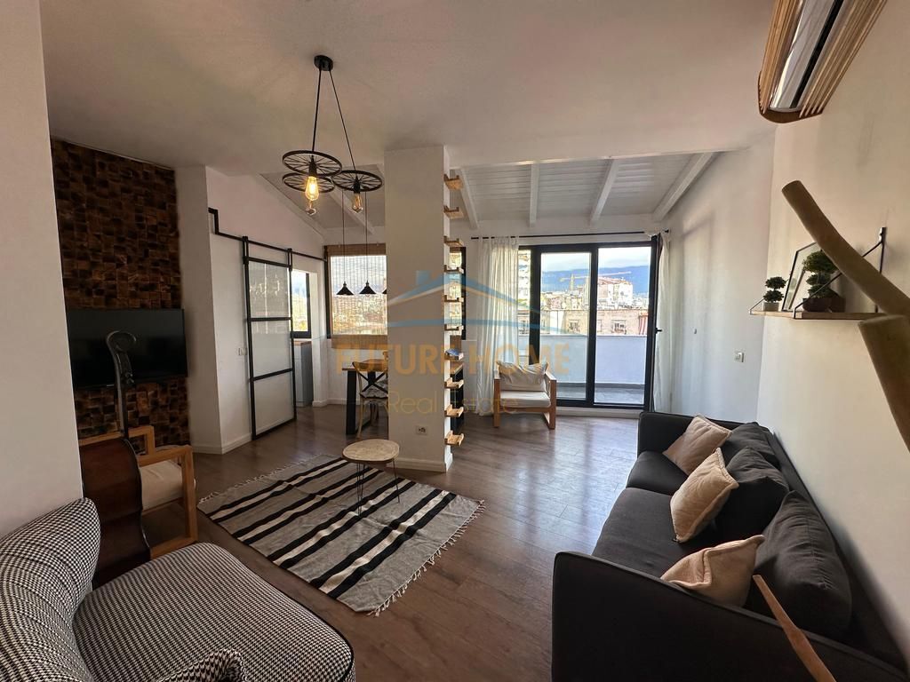 Shitet, Apartament 2+1, Rruga e Elbasanit, Tiranë.