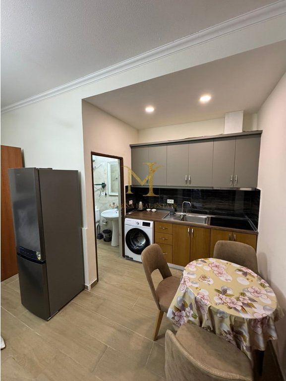 Monolocali in affitto – Spiaggia Ferrovia, Durazzo