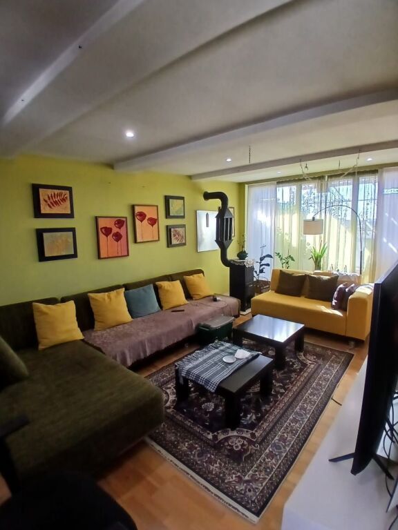 Appartamento Duplex in vendita 3+1 presso l'ex Parco degli Autobus (ID B1358) Tirana