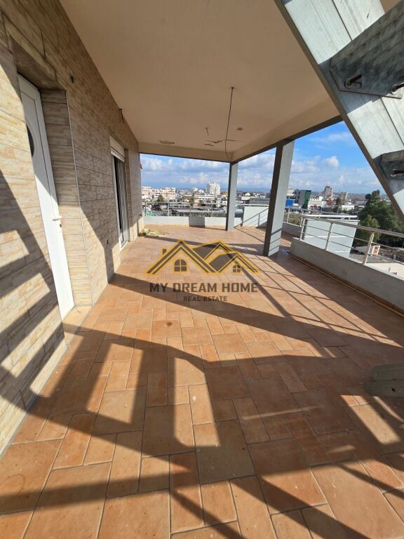 SHITET PALLAT 5 KATESH NE DURRES!