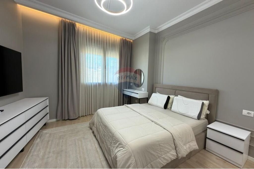 Apartment 2+1 for rent Barrikadave St.