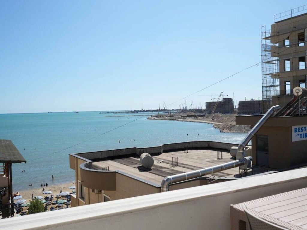 AFFITTASI SUPER APPARTAMENTO 1+1 CON VISTA MARE SULLA SPIAGGIA DI DURRES