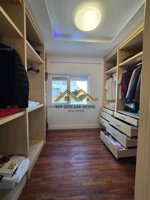 LUXURY APARTAMENT VOLLGA DURRES