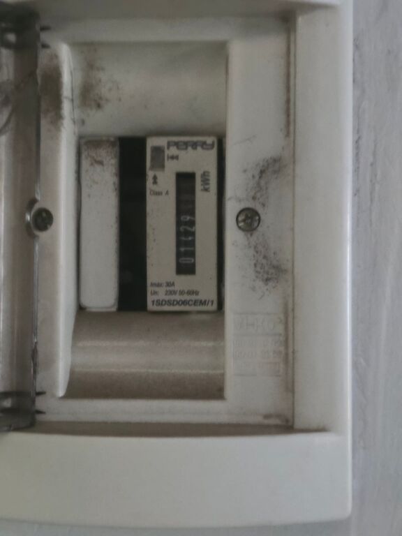 Jepet me qera 2+2 mobiluar liqeni thate 549 eu