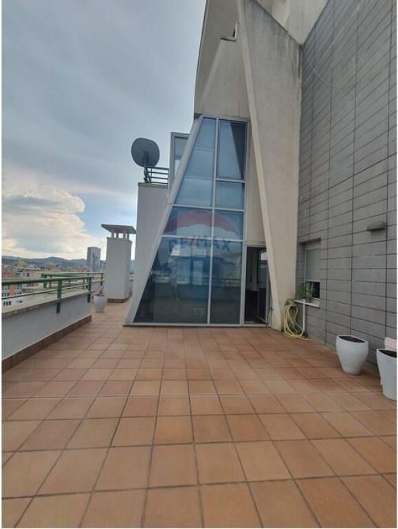 GIVEN SUPER APARTMENT AT GOLD COMPLEX 3+1+3