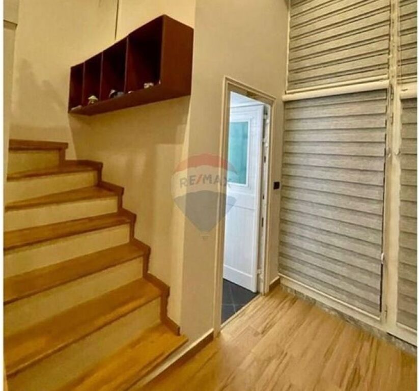 Studio apartments for rent at the Electric Market