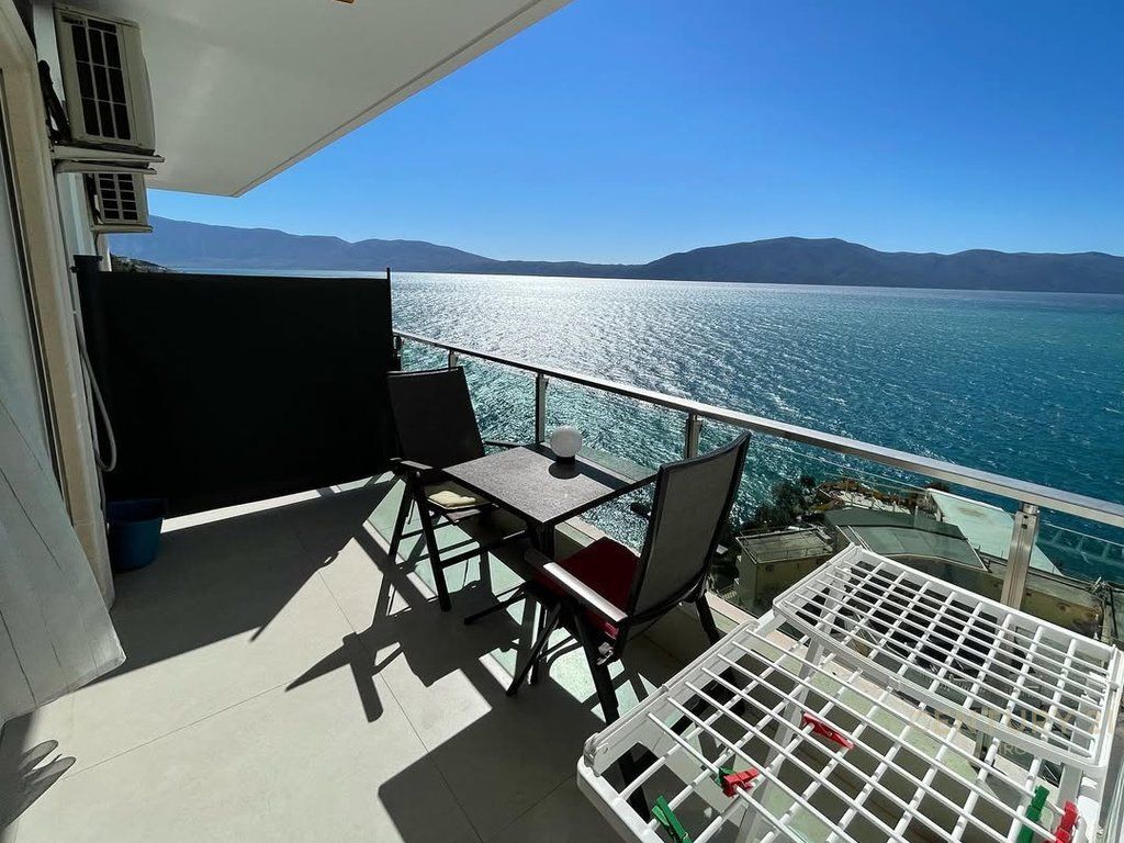 VENDESI APPARTAMENTO 1+1 – VLORË Vicino a Marina Bay | Acqua Fredda
