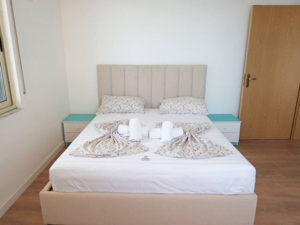 AFFITTASI SUPER APPARTAMENTO 1+1 CON VISTA MARE SULLA SPIAGGIA DI DURRES