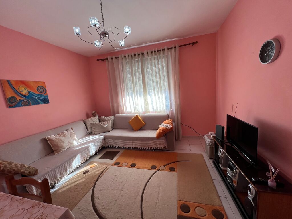 Former electric market. Rent. 2+1