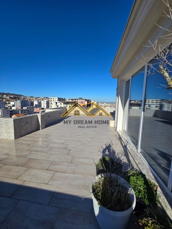 Apartament ne Shitje tek ish Rajoni i policis, Durrës !